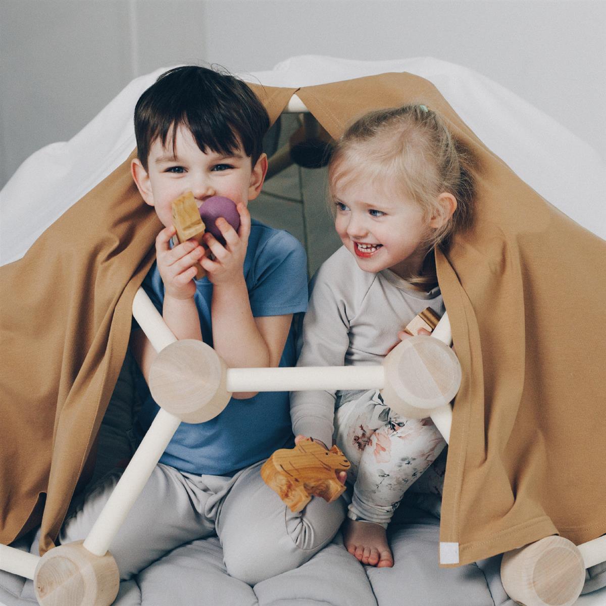 Spielzelt für das Klettergerüst Indoor - passendes Zelt für die Waben - Kletterkuppel - Kletterling – einfach Kind sein