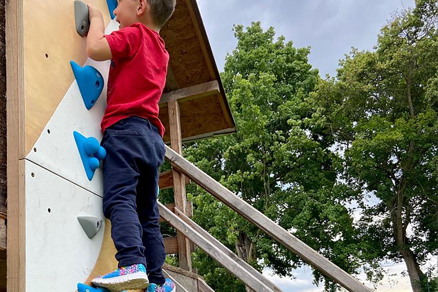 Klettergriffe BK IN & OUTDOOR | 15 Stück | Zubehör BK Kletterwände - Kletterling – einfach Kind sein