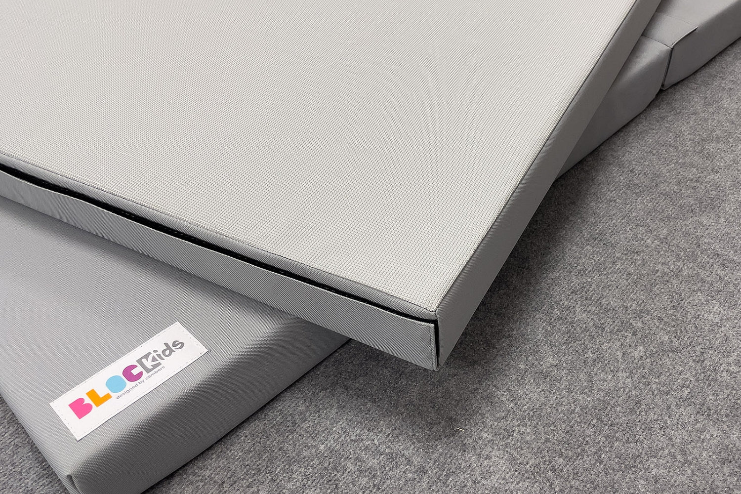 Fallschutzmatte BK PADDY INDOOR | 1 - 4 Teile | ab 78 x 78 cm | erweiterbar | Zubehör BK Kletterwände - Kletterling – einfach Kind sein