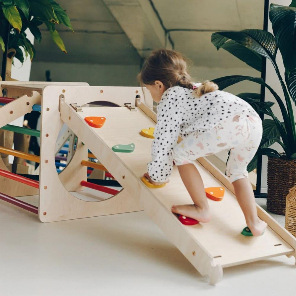 Klettergerüst für Kleinkinder von KateHaa - Kletterling – einfach Kind sein