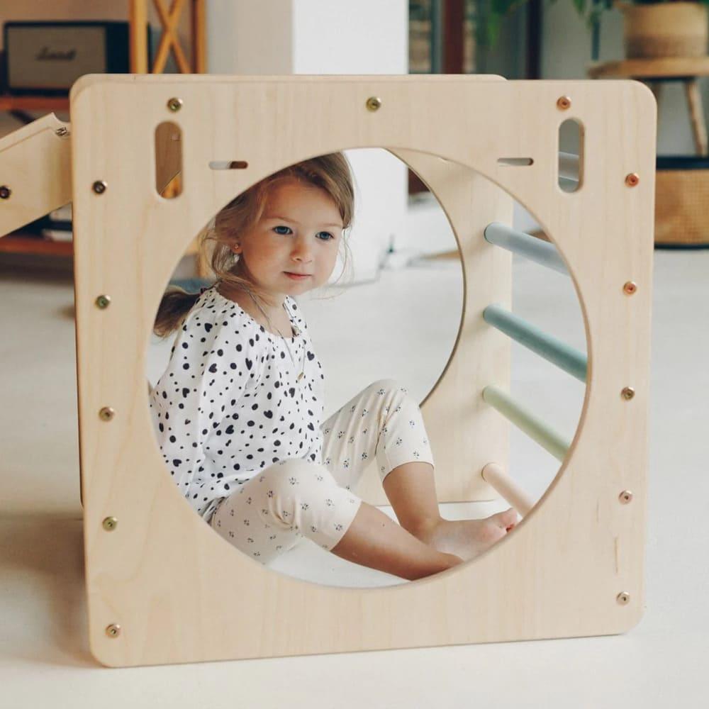 Klettergerüst für Kleinkinder von KateHaa - Kletterling – einfach Kind sein