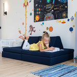 Universelles Kindersofa von monboxy in Navy Blau - Kletterling – einfach Kind sein