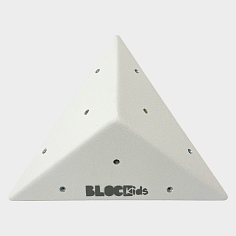 3D Klettervolumen BK PYRAMIDE INDOOR | 1 Teil | 60 x 60 x 24 cm | Zubehör BK Kletterwände - Kletterling – einfach Kind sein